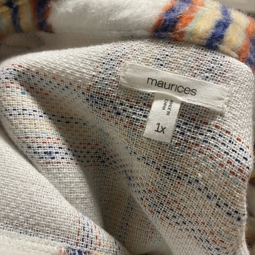 Shacket - Picture 2 of 3